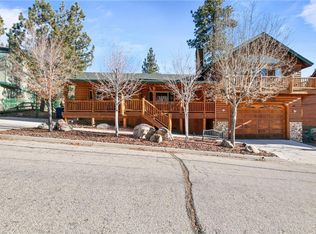 137 Shadow Brook Rd, Big Bear Lake, CA 92315