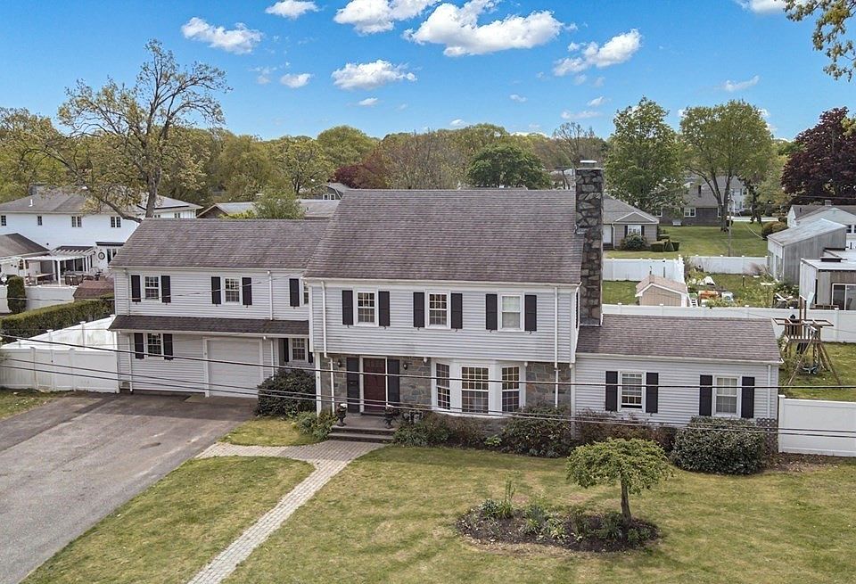 247 Albany St, Fall River, MA 02720 MLS 73109506 Zillow