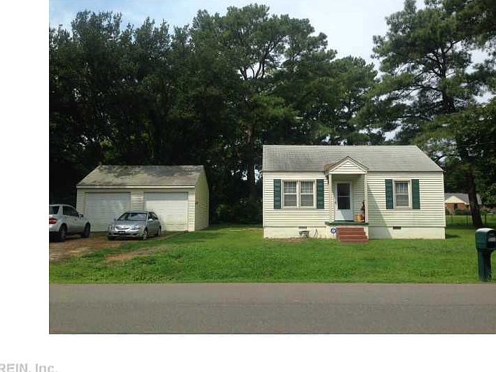 2nd image of 1433 Claudia Dr