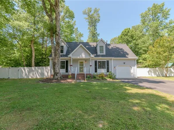 2904 Richard Grv S, Williamsburg, VA 23185