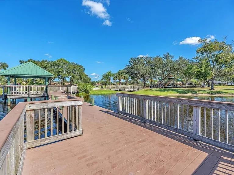 1702 Horseshoe Dr — Photo 47