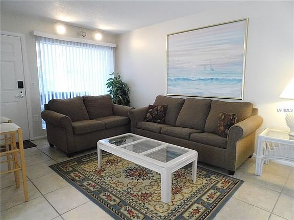 3rd image of 1275 Tarpon Center Dr APT 113