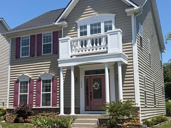 224 Union Ridge Dr, Charles Town, WV 25414