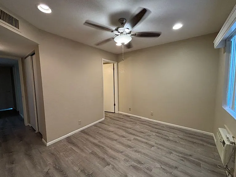 276 Lake Havasu Ave S #C23 — Photo 8
