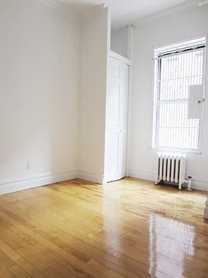 Rented by City Connections Realty | media 15