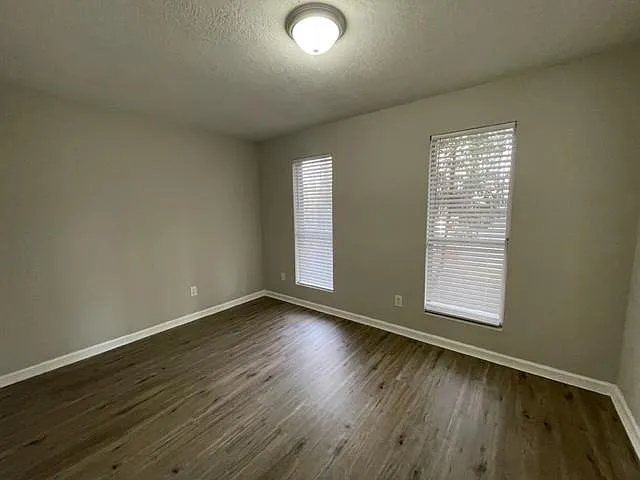 3114 Ocean Dr — Photo 18