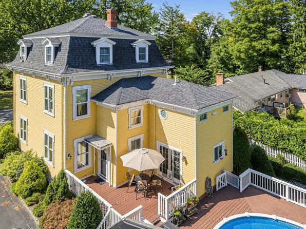 21 Nelson Ave, Georgetown, MA 01833