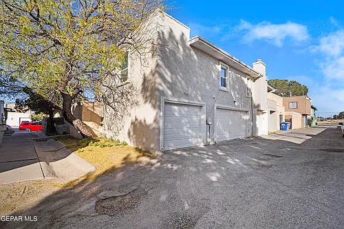 10628 Springwood Dr #D Photo 1