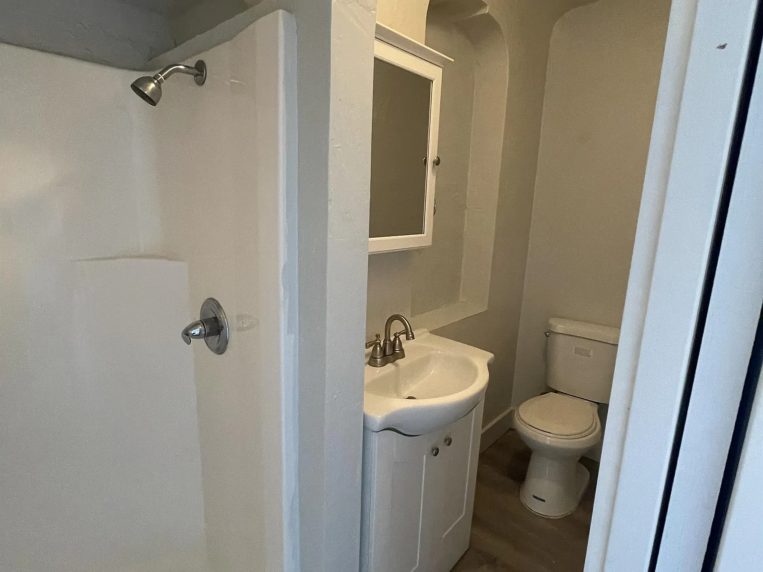 State Street Apartments - 139 Pine St. #3 — Photo 2
