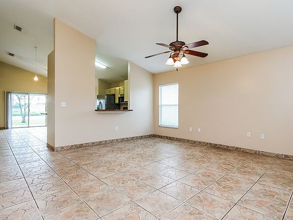 4th image of 3320 Kelsey Ln