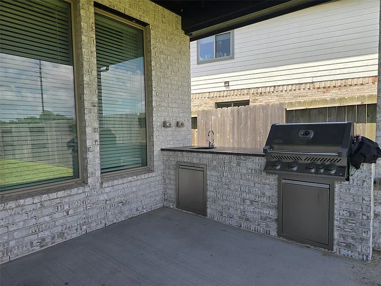 8711 Fox Trail Dr — Photo 26