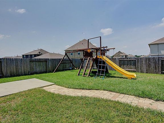 2nd image of 1247 Newsome Glenn Dr