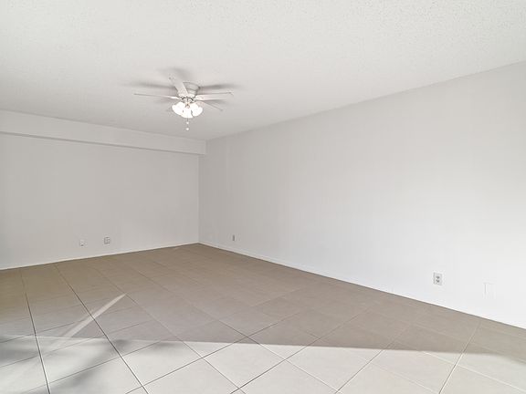 3rd image of 5367 Bamboo Ct #405
