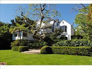 2nd image of 210 Tilden Ave