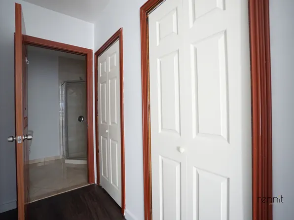 3052 Brighton 01st Street image 10 of 24