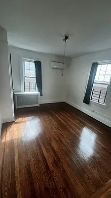 Rented by Corcoran | media 27