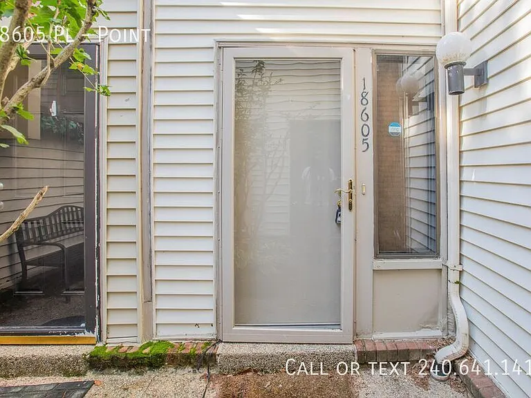 18605 Place Point #POINT — Photo 2