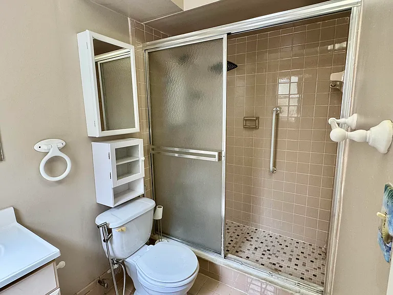 1800 SW 81st Ave #1307 — Photo 39