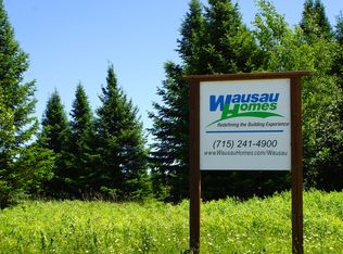303 Independence Ln, Wausau, WI 54403