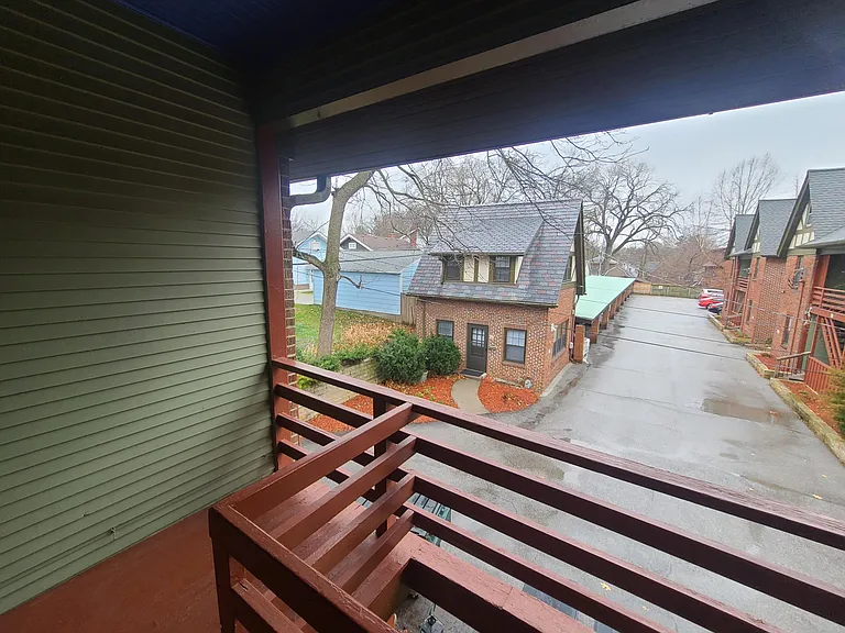 4814 Woodland Ave — Photo 18