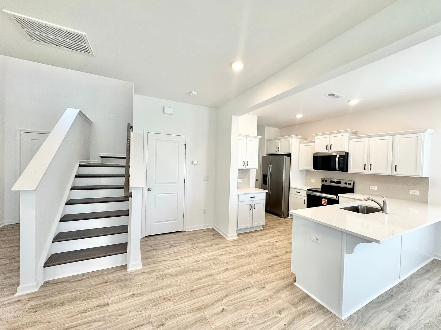 Brand New 3 Br Home In Shay Crossing Minutes From I-85 - Available 11/04 — Photo 3