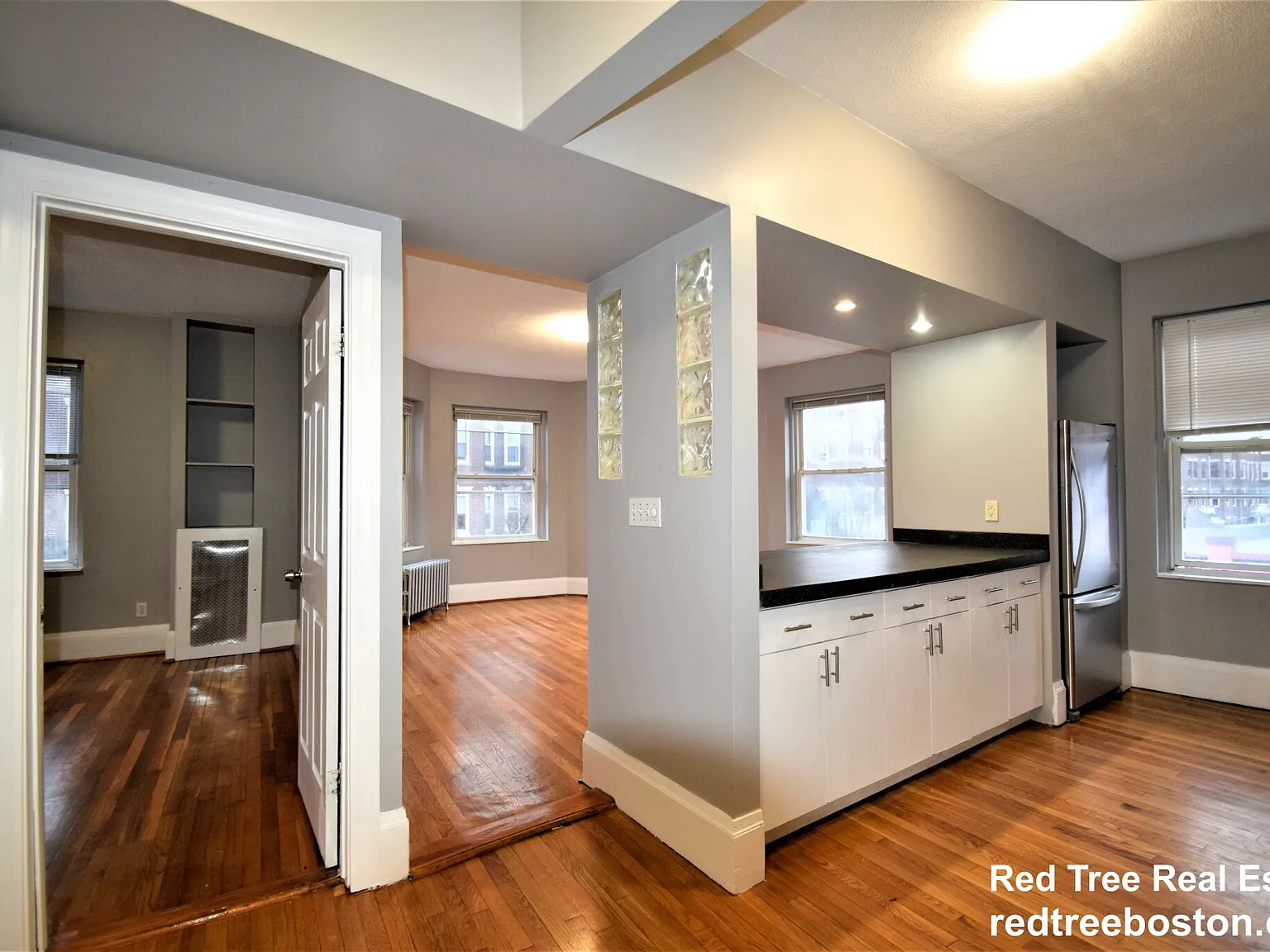 5 bed, 1750 sqft, $6,200 — Photo 3