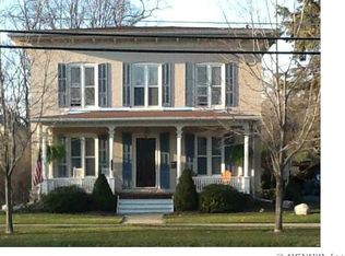 54 W Genesee St, Skaneateles, NY 13152