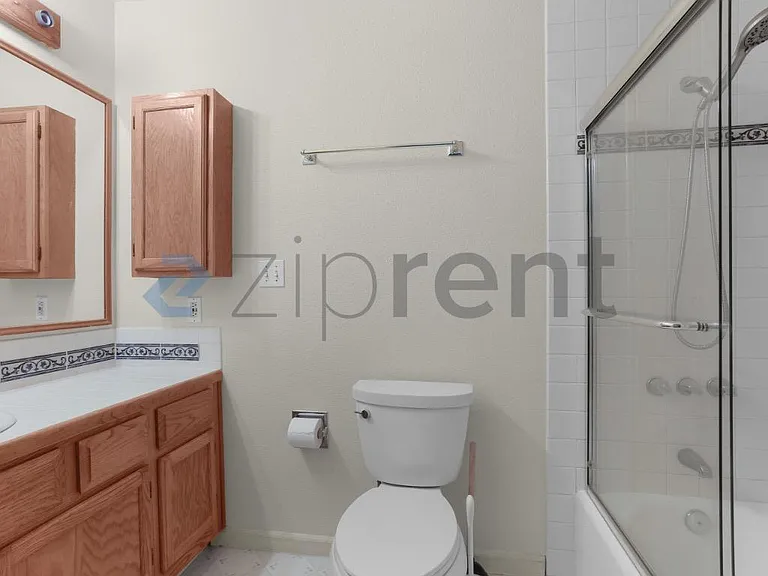 12840 SE 40th Ct #C3 — Photo 9