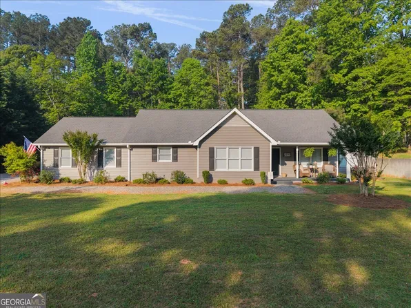 2777 Chickadee Dr, Monroe, GA 30655
