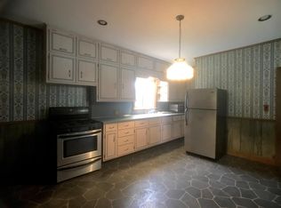 34 Byfield St #1, Bristol, RI 02809