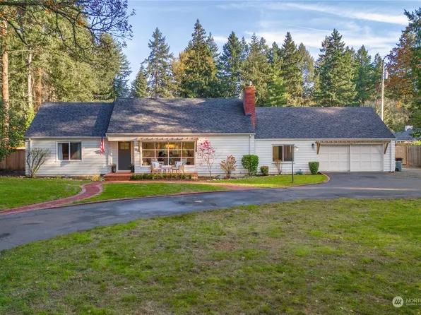 3 Loch Lane SW, Lakewood, WA 98499
