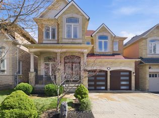7 Salvage St, Ajax, ON L1Z 1S5