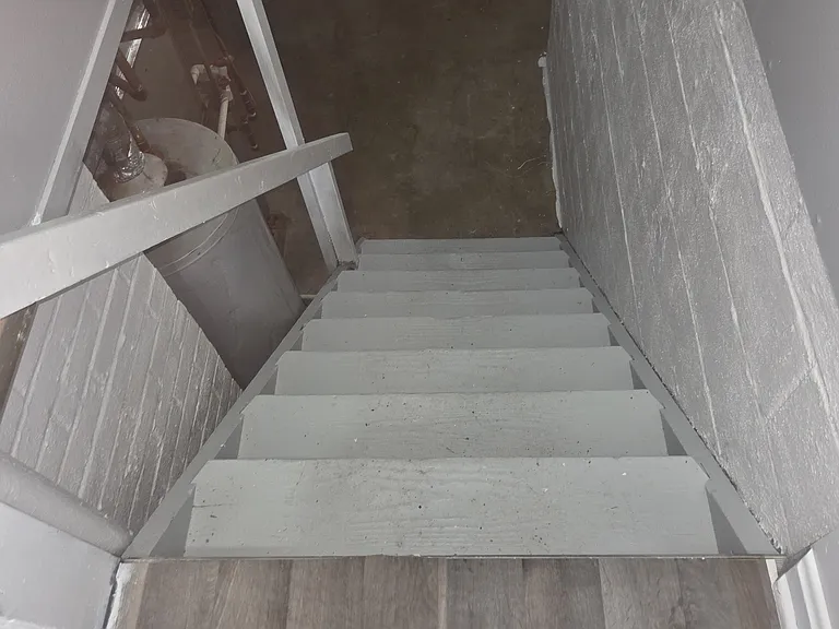 4407 Longwood Ave — Photo 14