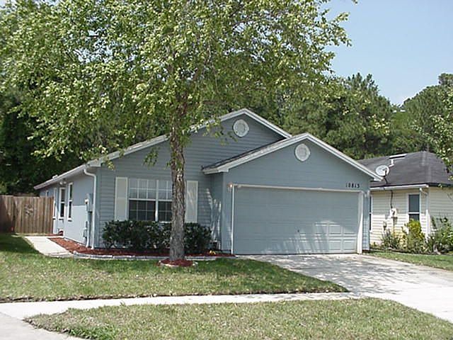 Great location, new paint, fenced yard, florida room