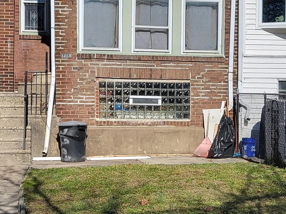 3209 W Allegheny Ave