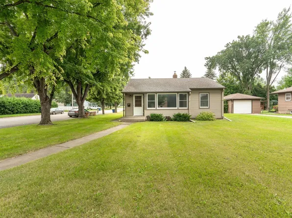 701 W Alcott Ave, Fergus Falls, MN 56537
