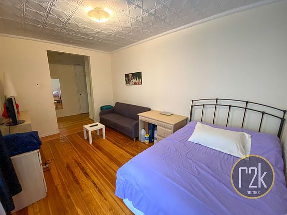 4th image of 31-69 33rd St #3