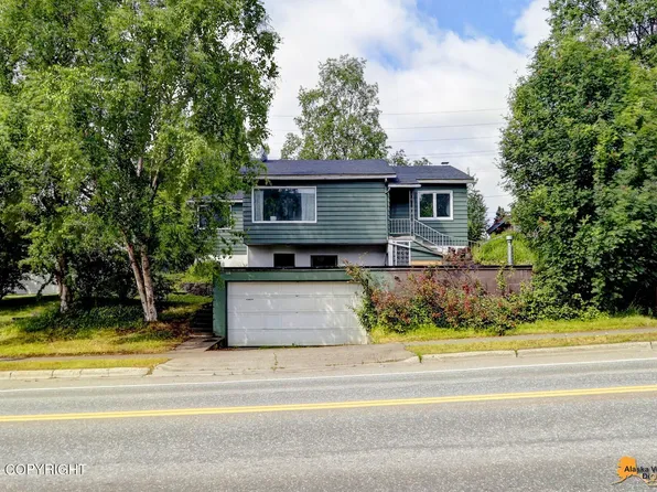 1338 E St, Anchorage, AK 99501