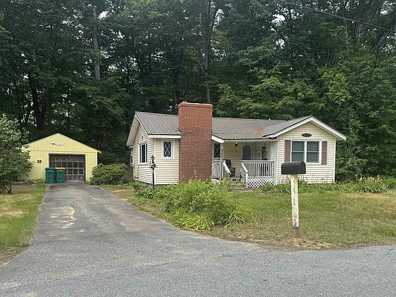 2nd image of 3 Choate Hill Road