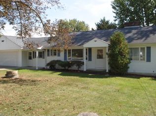43695 Middle Ridge Rd, Lorain, OH 44053