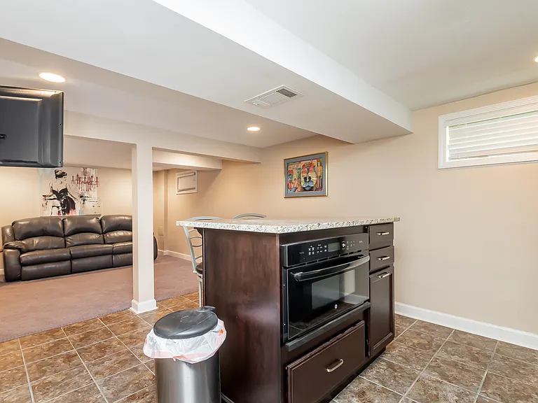 2223 Strathmoor Blvd #FURNISHED — Photo 29
