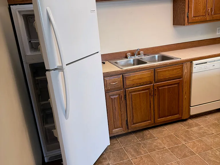 379 Hill Dr #3 — Photo 8