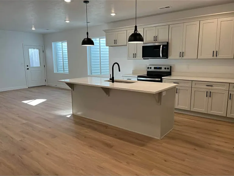 12772 S Petty Ranch Cir #12772 — Photo 1