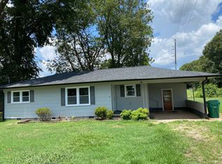 14 Shuford St, Lavonia, GA 30553