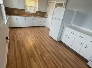111 Queen St FLOOR 2, East Greenwich, RI 02818
