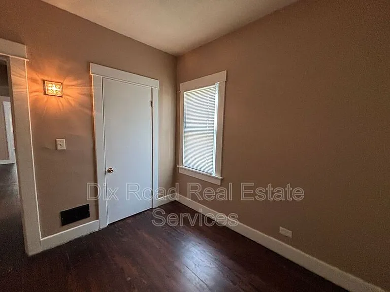 24 Lutz Ave — Photo 20