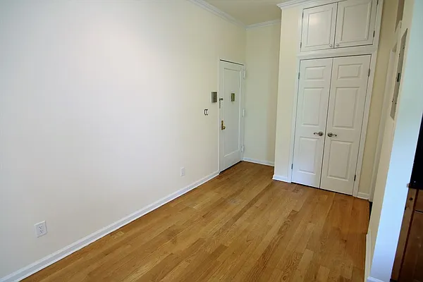 Rented by JK Dansar Corp | media 3