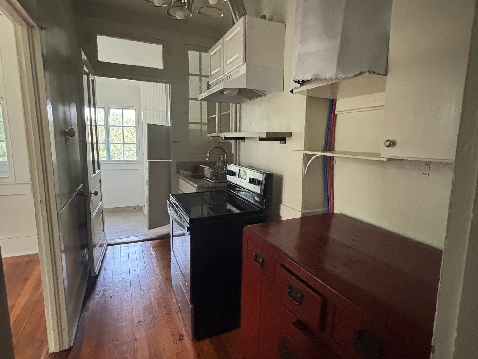1 bed, 700 sqft, $1,195 — Photo 4