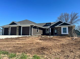 3398 Kelsea Way, Oshkosh, WI 54904