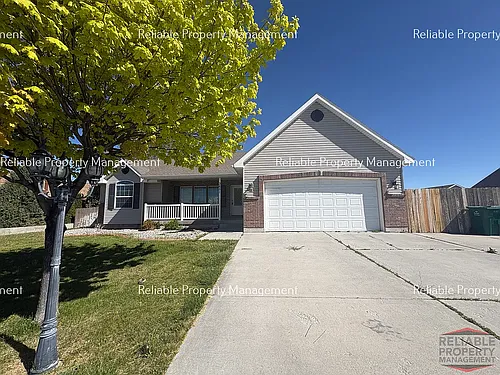 3651 E Prism Dr Photo 1
